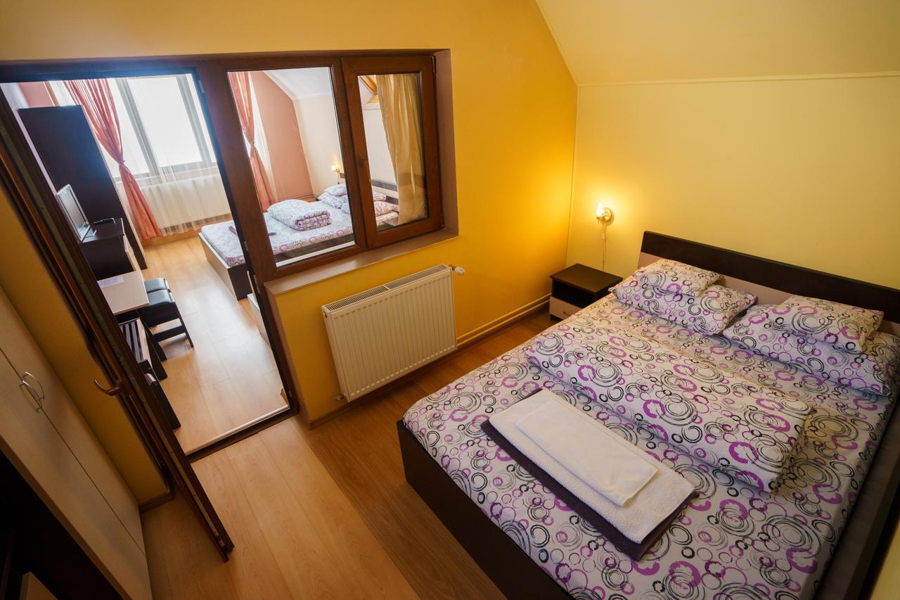 Piatra Rancii Hotel Ranca Exterior photo